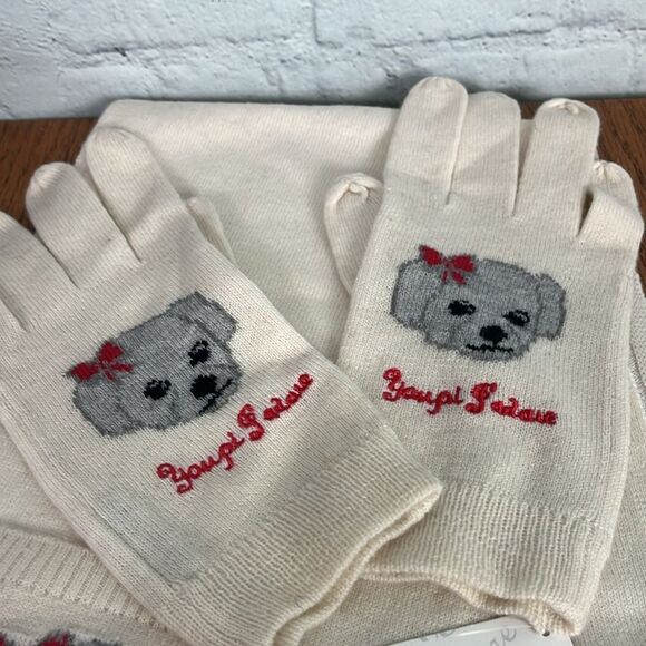 Women’s Cashmere Gloves and Scarf Set - Cream with Miniature Breed Dog Design - Picture 4 of 6